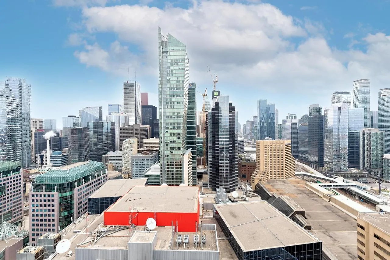 Beautiful Skyline View Downtown Toronto Apartment Canada